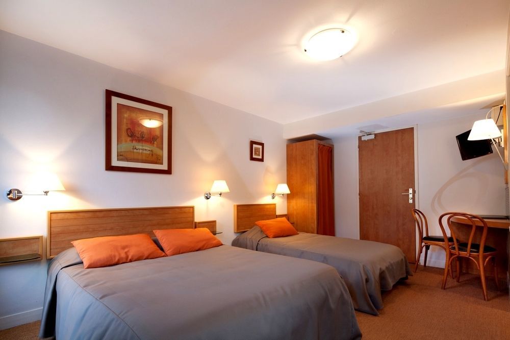 Les Voyageurs Hotel Saint-Renan Exterior photo